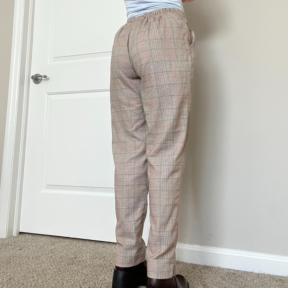 Retro Chic Plaid Pants with Tie Belt
Revamp